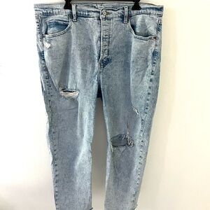 Old Navy Extra High Rise Distressed Light Blue Jeans, Size: 18